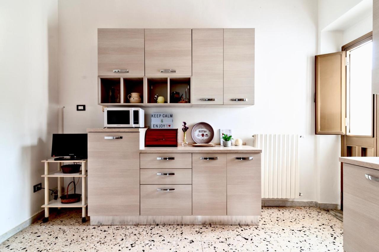 דירות לצ'ה La Casa Di Julia מראה חיצוני תמונה
