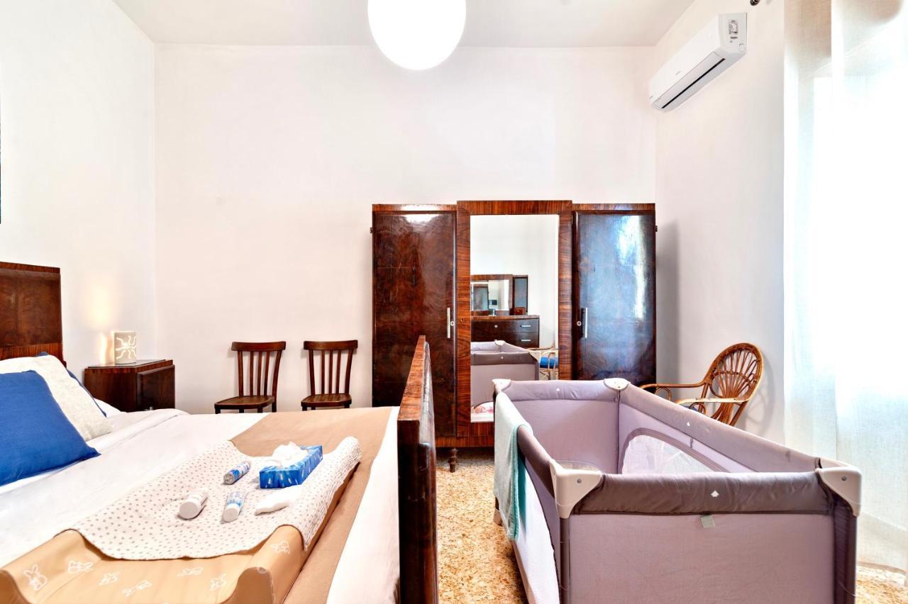 דירות לצ'ה La Casa Di Julia מראה חיצוני תמונה