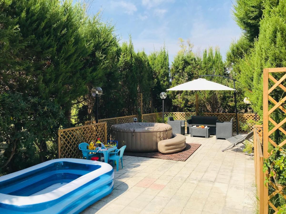 דירות לצ'ה La Casa Di Julia מראה חיצוני תמונה